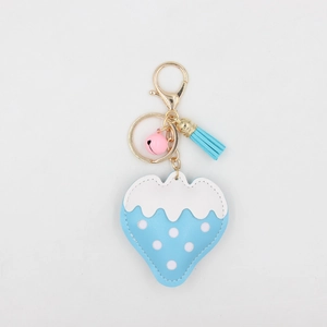 Porte-clés fraise en cuir PU bleu avec clochette rose, gland bleu et attaches dorées