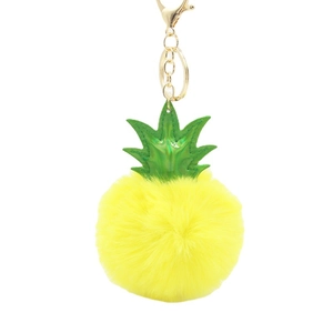 Süßer Plüsch Ananas Schlüsselanhänger mit gelbem Fellball und goldener Metallschließe
