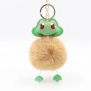 Portachiavi creativo a forma di rana con testa in ecopelle verde e morbido pompon marrone