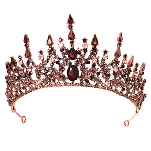 Vue détaillée du diadème de mariée vintage en bronze avec cristaux rubis et fleurs