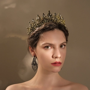 Vintage gold bridal crown and earrings set with elegant black crystals for weddings