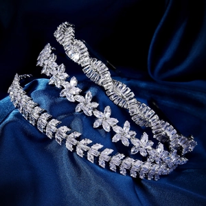 Serre-Tête de Mariée en Zircon de Luxe Style Coréen Alliage d'Argent avec Strass pour Mariage Fête Photographie Accessoires Cheveux pour Femmes