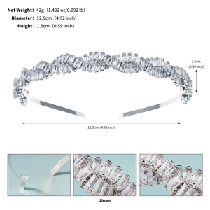 Détails techniques montrant dimensions et poids du serre-tête en argent serti de zircons