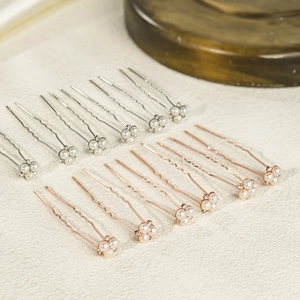 Détail de 12 épingles à cheveux en perles en forme de U avec strass en argent et or rose