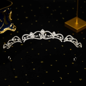 Élégante Couronne en Alliage de Strass Diadème Pour Femmes Filles Mariage Fête d'Anniversaire Accessoires Cheveux Or Argent Or Rose