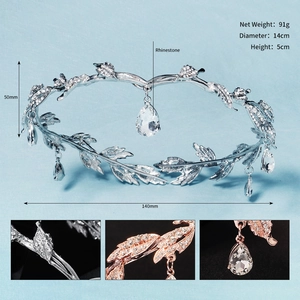 Specifiche dettagliate della corona di strass oro rosa con diametro di 14cm mostrato