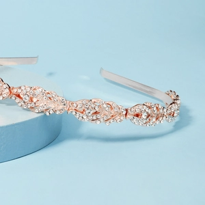 Elegante tiara in oro rosa con strass scintillanti per acconciature da festa principessa