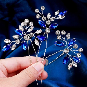Lot de trois épingles à cheveux argentées avec strass bleus et clairs pour le mariage