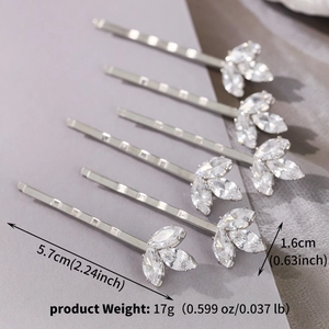 Détails des dimensions des barrettes trèfle en argent avec cristaux de zircon
