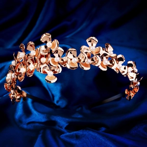 French Vintage Gold Flower Bridal Headband Handmade Metal Petal Artificial Pearl Hair Accessory For Wedding Photography Women Jewelry