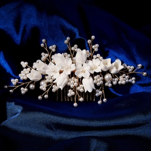 Peigne à Cheveux de Mariée Fait Main Avec Fleurs en Céramique Et Künstliche Perles d'Imitation Élégant Fil de Métal Doré Coiffe de Mariage Pour Femmes Bijoux