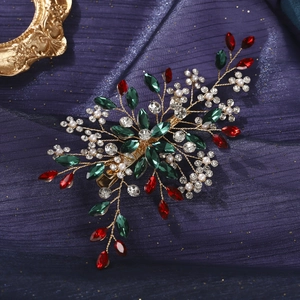 Details zur handgefertigten Strass-Pflaumenblüten-Haarklammer mit Kristallen und Perlen