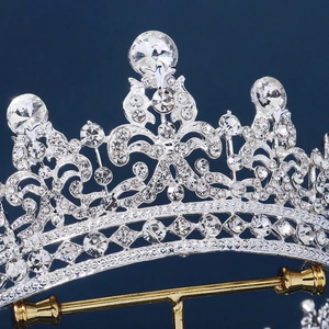 Silver bridal tiara with sparkling crystal rhinestones and vintage floral design
