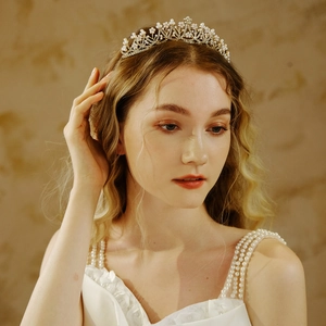 Vintage Alloy Faux Artificial Pearl Flower Crown Rhinestone Bridal Wedding Tiara For Women Birthday Party Hair Accessories