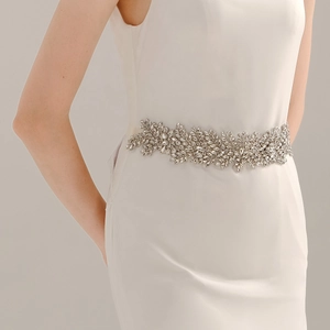 Luxury Bridal Belt Rhinestone Wedding Sash With Leaf Pattern Hand Beaded Satin Ribbon Dress Decoration For Women Party Silver