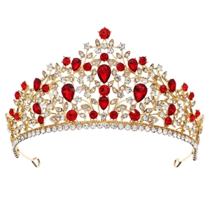 Couronne de mariée luxueuse en or avec strass rouges en goutte et design floral évidé