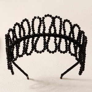 Elegant black crystal beaded wavy headband for women with a luxury sparkling crown design