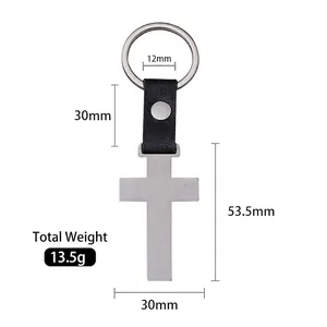 Porte-clés en forme de croix en acier inoxydable et cuir noir avec fini métal brossé