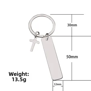 Llavero de cruz de acero inoxidable plateado con placa pulida en blanco para grabar