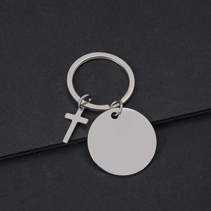 Llavero de cruz de metal plateado con placa redonda para grabado láser personalizado DIY