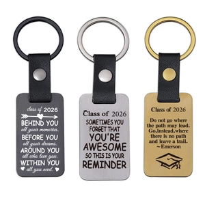 Porte-clés Cadeau de Remise des Diplômes Classe 2026 Rectangulaire en Acier Inoxydable Citation Inspirante Porte-clés en Cuir pour Étudiants Bijoux Commémoratifs