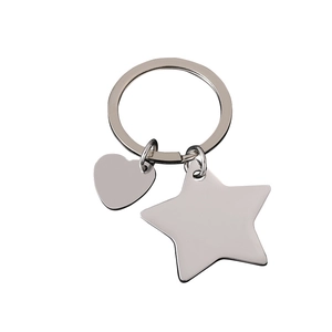Porte-clés en acier inoxydable poli avec pendentifs étoile et cœur sur anneau miroir