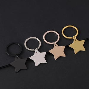 Star-shaped stainless steel keychains in black, silver, rose gold and gold finishes
