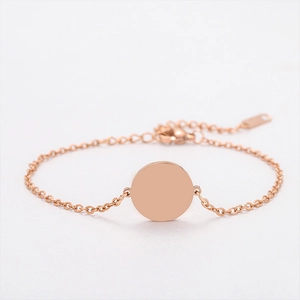 Minimalistische roségouden roestvrijstalen kettingarmband met een gepolijste ronde platte schijf