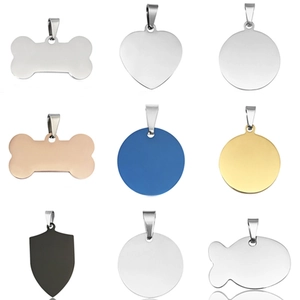 Polished titanium steel army dog tags in various shapes and colors for custom engraving