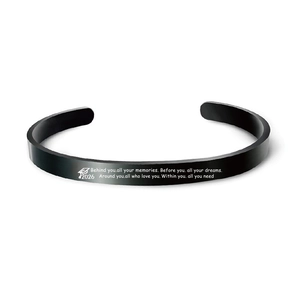 Adjustable black stainless steel graduation bracelet with 2026 cap and quote