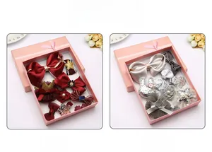 Détails des coffrets d'accessoires cheveux pour filles en rouge et argent avec nœuds