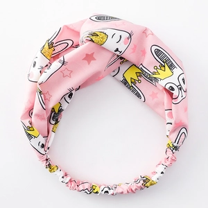 Rosa Stoffstirnband mit niedlichen Hasen-Prints und Sternmustern mit stilvollem Kreuzknoten
