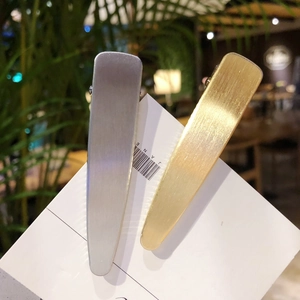 Barrettes élégantes en métal brossé en forme de goutte en argent et or champagne