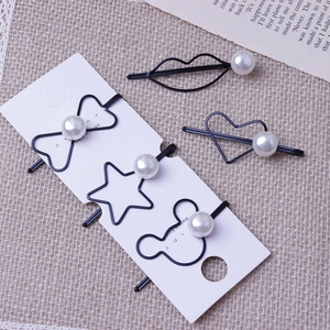 Lot de cinq barrettes à perles de style coréen aux formes de cœur et d'étoile noire
