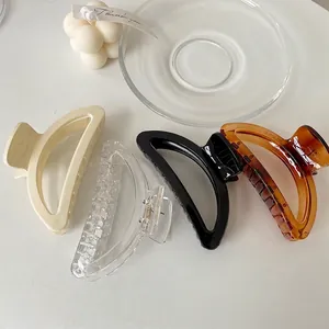 French Elegant Large Hair Claw Clip Minimalist Hollow Semi Circular Plastic Resin Hairpin For Women Daily Styling Headwear
