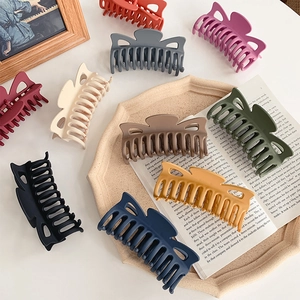 Large Matte Hair Claw Clip For Women Elegant Frosted Solid Color Shark Clip Nonslip Strong Hold Hair Accessory For Daily Styling