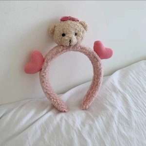 Cute pink plush bear headband with striped heart decorations for face washing