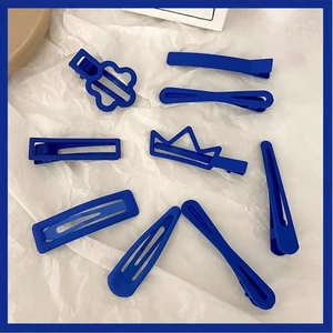 Barrettes à Cheveux Bleu Klein Dépoli Mat pour Femmes Minimaliste Géométrique Floral Épingles à Cheveux Bec de Canard Clips BB Mode Accessoires