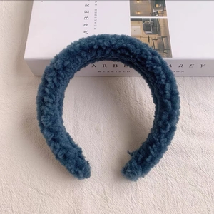 Dunkelgrüner dicker Plüsch-Haarreif mit Lammwoll-Textur für Winter-Haarschmuck Damen
