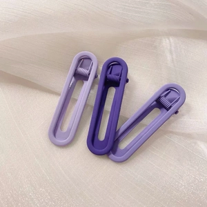 Set of 3 gradient purple candy-colored hair clips with a matte finish for women