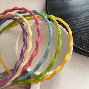 Colorful wavy candy-colored thin headbands set for girls in minimalist Korean style