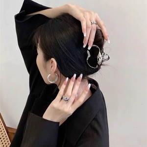 Irregular silver geometric hair claw clip with matching chrome style ring and earrings