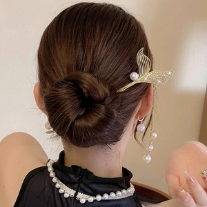 Elegant gold mermaid tail hair pin with sparkling crystals and pearl tassel for women