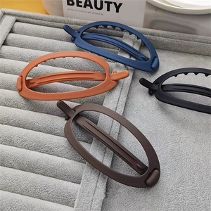 Pince à Cheveux Banane Ovale Mate en Résine Plastique pour Femmes Fixation Simple Accessoire de Coiffure de Bain d'Été