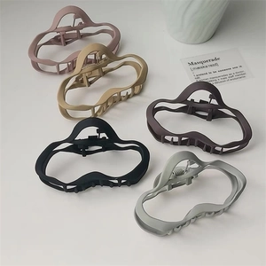 Grande Pince à Cheveux Mate Pince Requin Ajourée Ondulée Irrégulière Pour Femmes Filles Cheveux Épais Accessoires de Coiffure Élégants Antidérapants