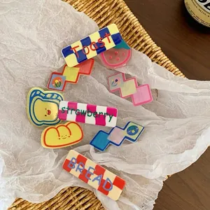 Lot de 3 pinces à cheveux pain et fraise en résine pour filles accessoires de coiffure