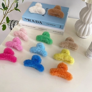 Damen Plüsch Haarkralle Clip Weiche Lammwolle Haifisch-Clip Klein Groß Haarfänger Herbst Winter Warme Haarschmuck