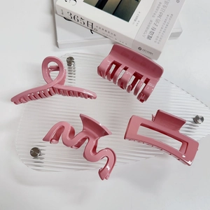 Pinces à Cheveux Rose Mat Crème pour Femmes Grandes Pinces à Cheveux Requin en Résine Pince à Cheveux Géométrique Accessoires de Mode
