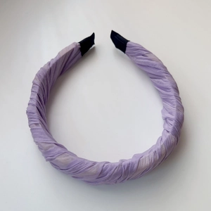 Light purple pleated fabric headband for women with comfortable non-slip black end tips