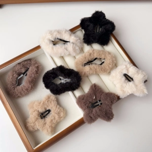 Set di fermagli per capelli BB in peluche a stella e ovale in caldi toni autunnali